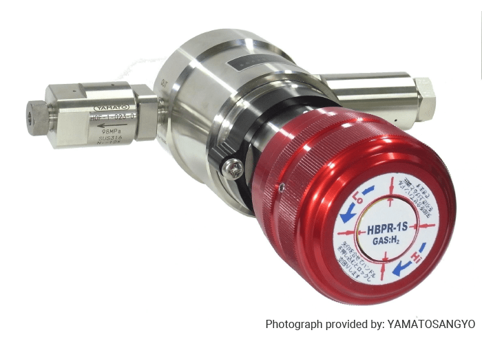 Ultra-high pressure back pressure valve